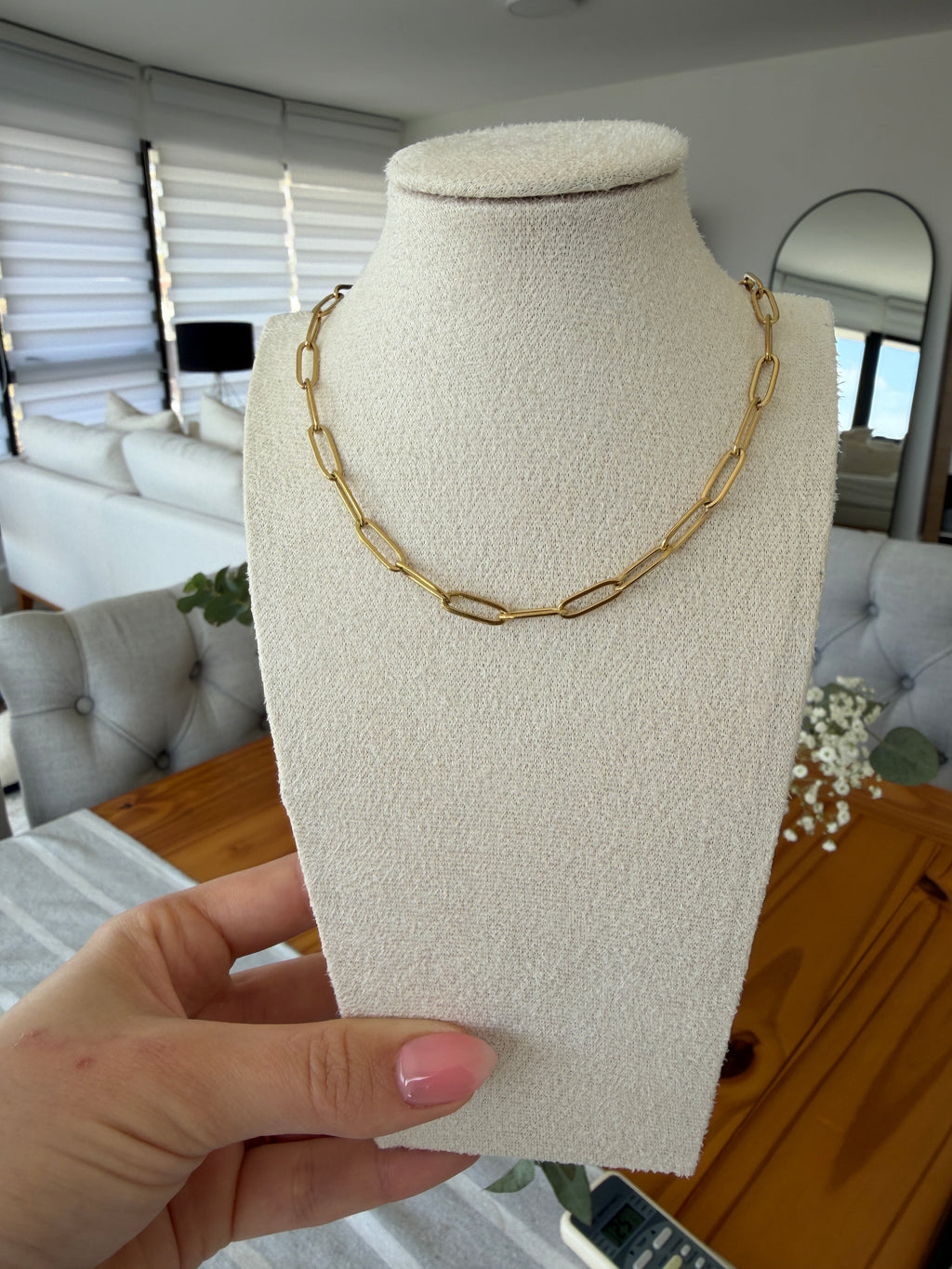 Collar Bas