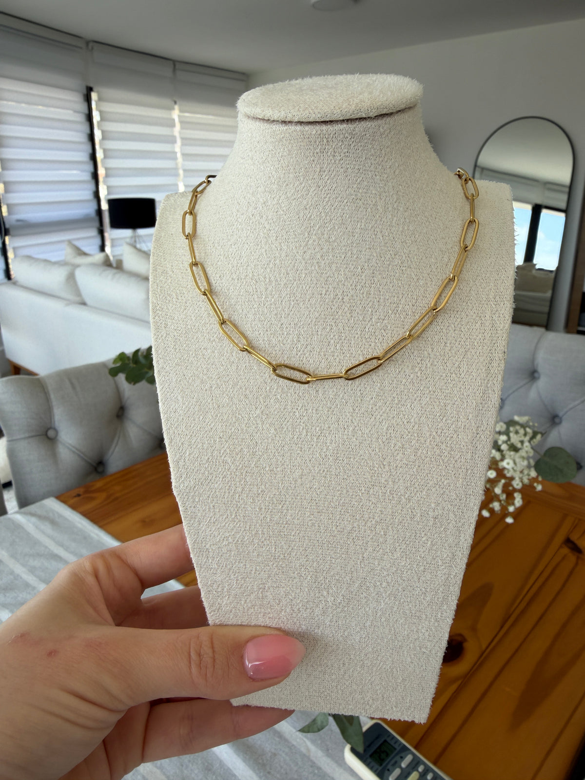 Collar Bas