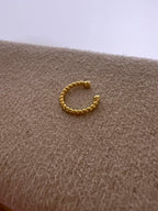 Ear cuff