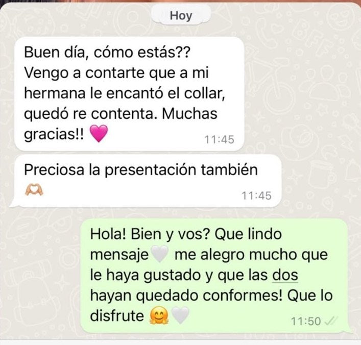 Mensaje de una clienta por WhatsApp: preciosa la presentacion tambien